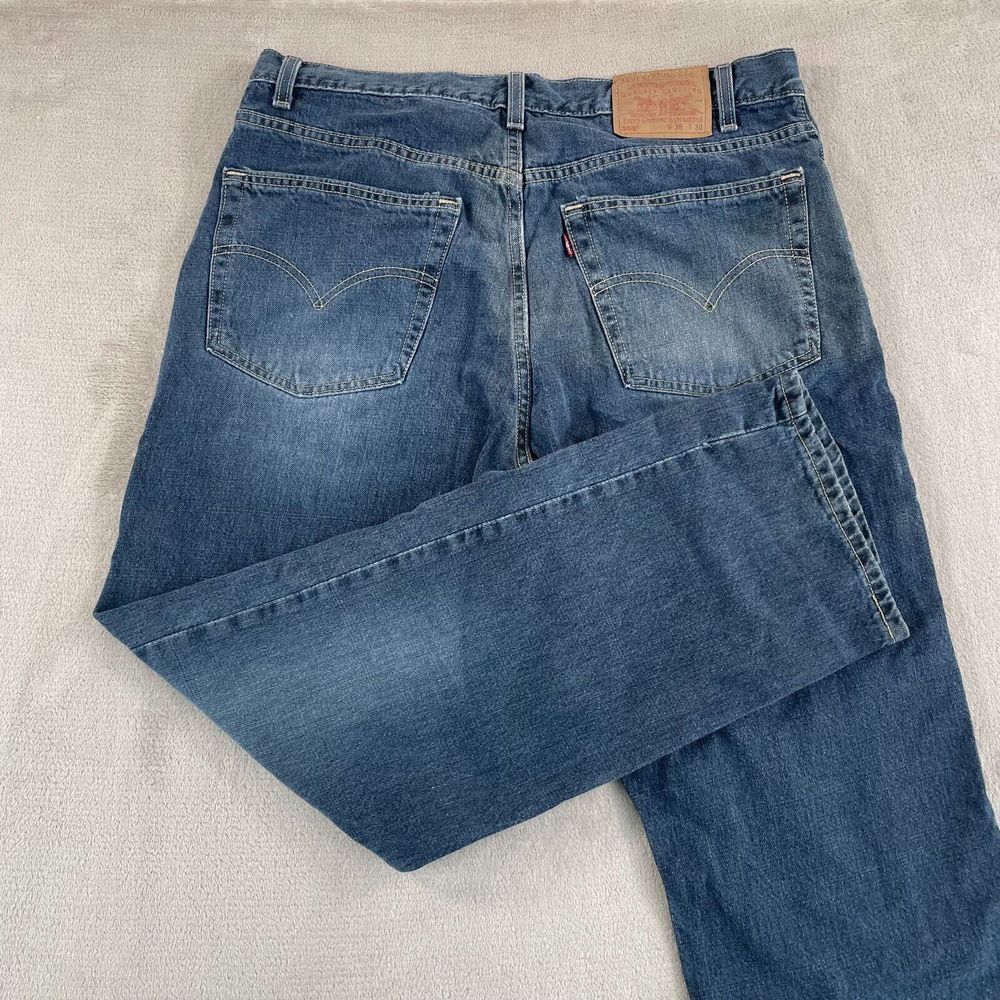 Vintage Levis 505 Jeans Men 36x30 (Tag 38) Blue Fade Regular Straight‎ Leg USA